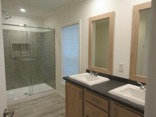 2025 Skyline 2LN687 Mobile Home