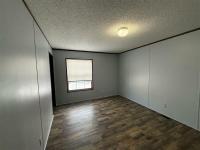 2018 LH168032LF  Home