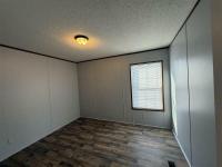 2018 LH168032LF  Home