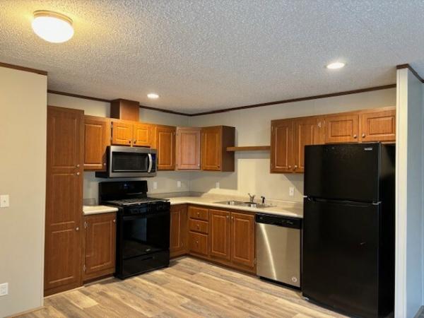 2021 LH166432-F  Home