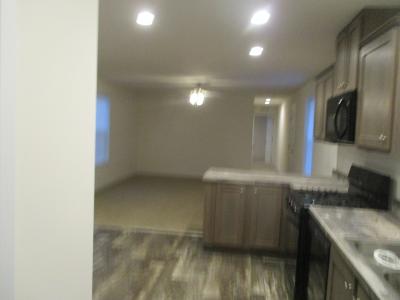 Photo 5 of 10 of home located at 4245 W. Jolly Rd. Lot #097 Lansing, MI 48911