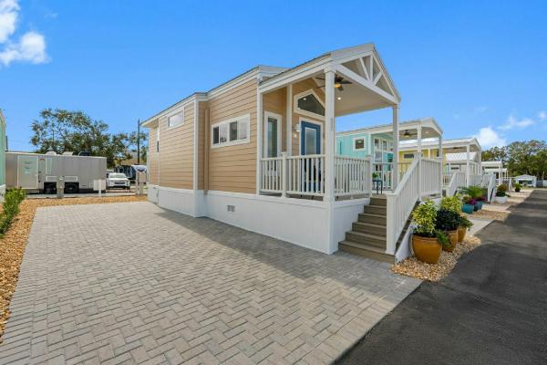 2025 Gulf Atlantic Cottages, LLC Seaglass Sanctuary Manufactured Home