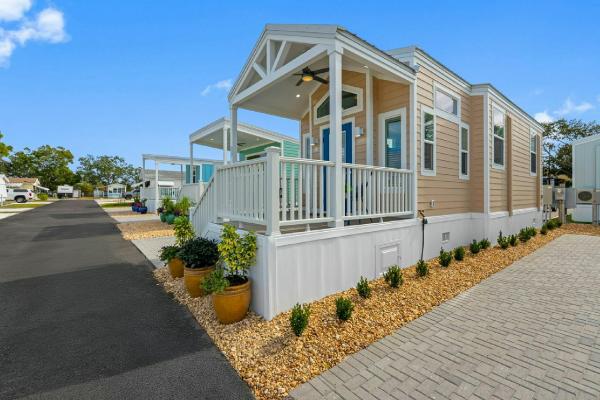 2025 Gulf Atlantic Cottages, LLC Seaglass Sanctuary Manufactured Home