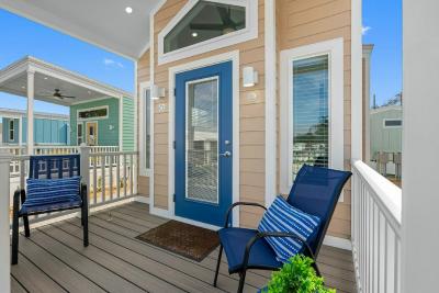 Photo 5 of 24 of home located at 12121 Vonn Rd Site # 517 Largo, FL 33774