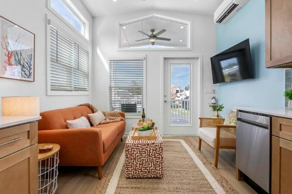 2025 Gulf Atlantic Cottages, LLC Paradise Pointe Manufactured Home