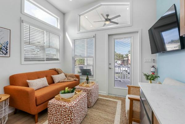 2025 Gulf Atlantic Cottages, LLC Paradise Pointe Manufactured Home