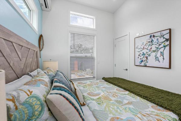 2025 Gulf Atlantic Cottages, LLC Paradise Pointe Manufactured Home