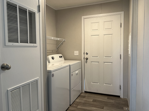 2022 Champion Redman Advantage II  Home