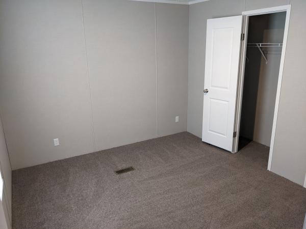 2022 Champion Redman Advantage II  Home