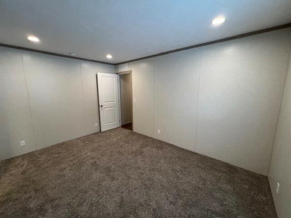 2025 Clayton 6016-4200 Adreanaline  Home