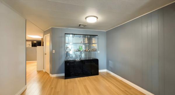 1973 FASHION MANOR Mobile Home