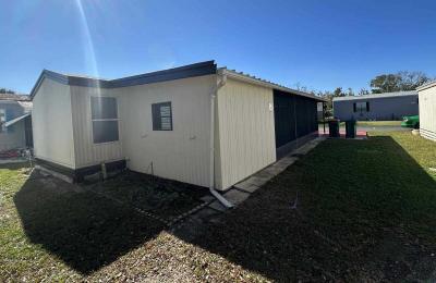 Photo 5 of 20 of home located at 28 Melody Cir Eustis, FL 32726