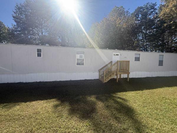 Photo 1 of 2 of home located at 3987 Section House Rd Lot 123 Hickory, NC 28601