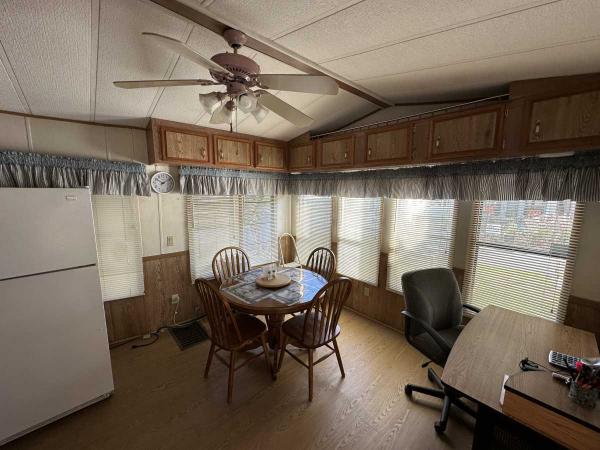 1991 Rose Mobile Home