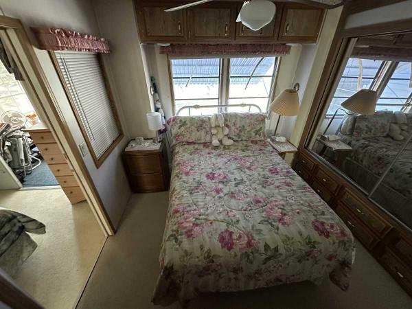 1991 Rose Mobile Home