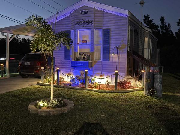 Photo 1 of 2 of home located at 2517 Morning Glory Loop Wauchula, FL 33873