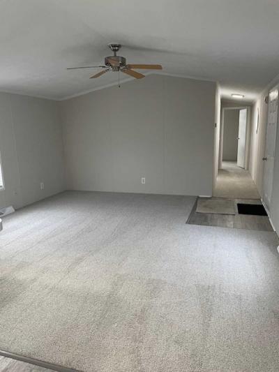 Photo 3 of 14 of home located at 22025 Dubois #129 Romulus, MI 48174