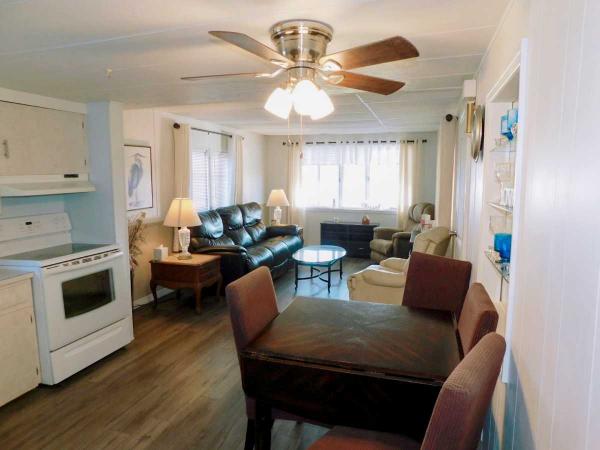 1972 Single Wide Mobile Home