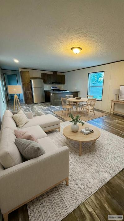 Photo 2 of 9 of home located at 710 North Farm Road 137 #213 Springfield, MO 65803