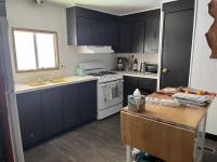 1976 MBHM Mobile Home