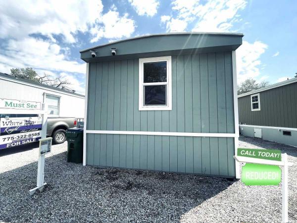 1986 CHAMPION	 Mobile Home For Sale