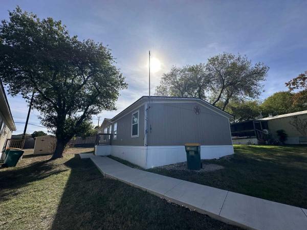 2021 CMH Manufacturing Inc BL2006967TXAB Manufactured Home