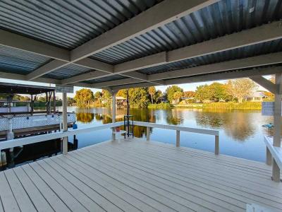 Photo 4 of 8 of home located at 1307 S Parrott Ave Lot 95 Okeechobee, FL 34974