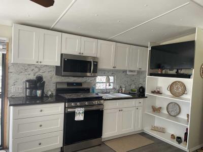 Photo 4 of 24 of home located at 19701 North Tamiami Trail #39 North Fort Myers, FL 33903