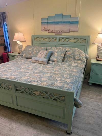 Photo 5 of 24 of home located at 1804 Monticello Drive Naples, FL 34110