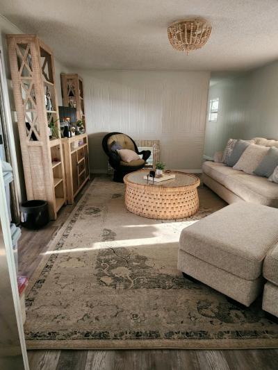 Photo 4 of 8 of home located at 62 Juniper Drive East Dundee, FL 33838