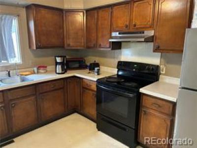 Photo 5 of 8 of home located at 1838 Cimarron St Aurora, CO 80111