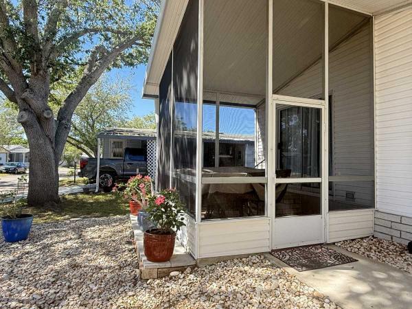 1994 Manufactured Home