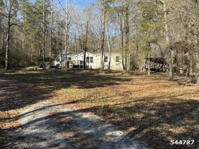 Mobile Home at 80 Simmons Rd Pinson, TN 38366