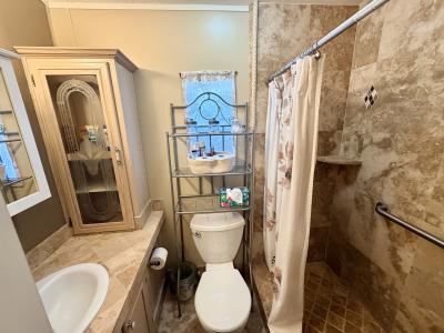 Photo 4 of 15 of home located at 7125 Fruitville Rd 1087 Sarasota, FL 34240