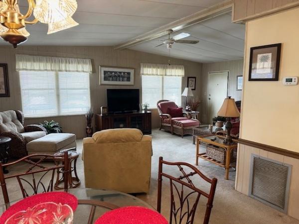 1993 Broo Manufactured Home