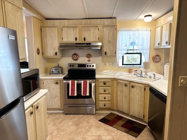 1993 Broo Manufactured Home