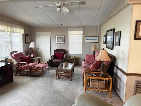 1993 Broo Manufactured Home