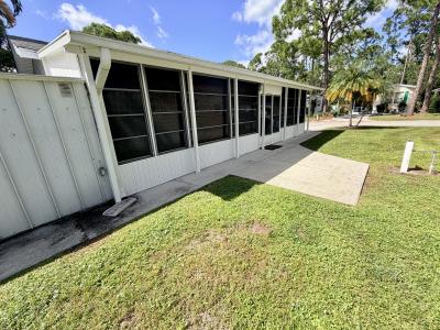 Photo 3 of 13 of home located at 7125 Fruitville Rd 1324 Sarasota, FL 34240