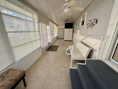 Photo 4 of 13 of home located at 7125 Fruitville Rd 1324 Sarasota, FL 34240