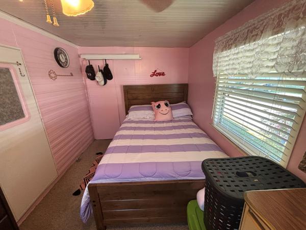 1991 LEDG TV Mobile Home