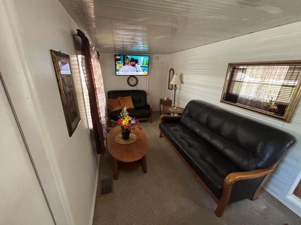 1991 LEDG TV Mobile Home