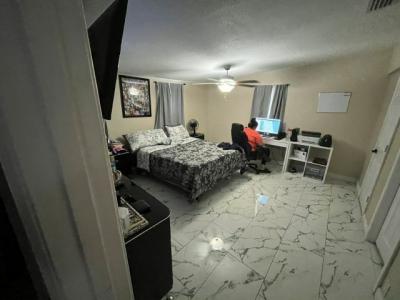 Photo 4 of 5 of home located at 4804 Wilkinson Way Tampa, FL 33610