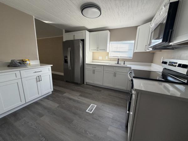 1982 DEST 2108A/B Mobile Home