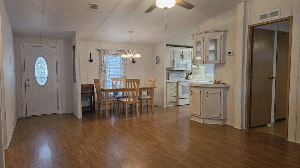 2002 SPRI SPRI Mobile Home