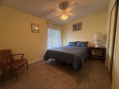 Photo 3 of 14 of home located at 103 Arietta Court Auburndale, FL 33823