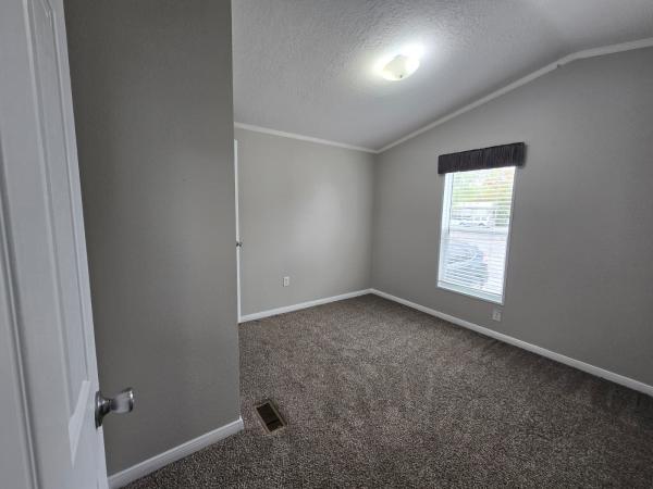 2023 Elliott Mobile Homes Solitaire Mobile Home