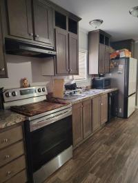 2018 CHAMPION HOME BUILDERS, INC 20-YS1676D Mobile Home