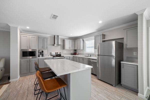 2025 Champion SIG4442C Mobile Home