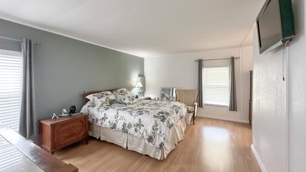 1982 Palm Harbor Mobile Home