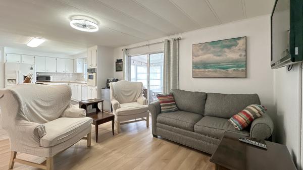 1982 Palm Harbor Mobile Home